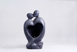 Outdoor Living UK Heart Couple Contemporary Solar Water Feature - thumbnail 4