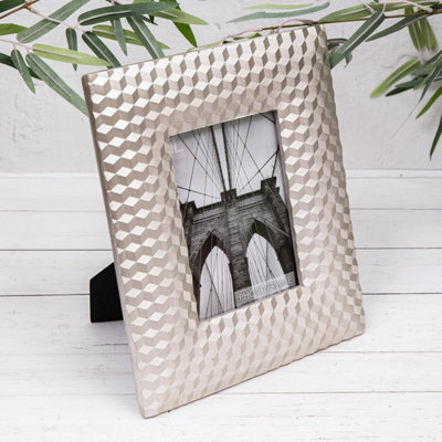 Annibells Silver Embossed Geometric Freestanding Photo Frame 5X7 - image 1