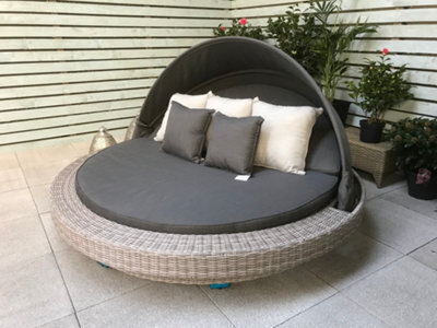 Signature Weave Madison Wicker Garden Large Day Bed Sun Lounger Canopy Grey - image 1