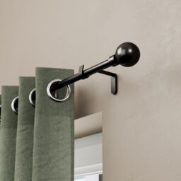 GoodHome Kimlos Gloss Black Nickel Effect Extendable Ball Single Curtain Pole Set, (L)1200mm-2100mm (Dia)19mm - thumbnail 6