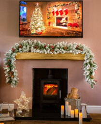 9Ft Artificial Snow Dusted Garland With Pinecones And Berries - thumbnail 4