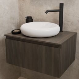GoodHome Kentia Ribbed Effect Walnut Veneer Wall-Mounted Bathroom Cabinet (H) 300mm (W) 600mm - thumbnail 8