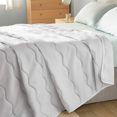 Silentnight Summer Breeze Duvet - 2.5 Tog - Super King - image 1