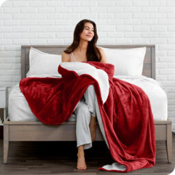 Ameha Sherpa Fleece Throw Blanket Burgundy Soft, Thick & Fluffy Comfort For Sofa, Bed Or Travel, Single Size 130X150Cm - thumbnail 4