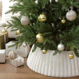 Amorly Christmas Tree Collar, Rustic White Luxury Plush Faux Fur Tree Ring With Striped Texture, Boho Style Xmas Tree Skirt - thumbnail 5