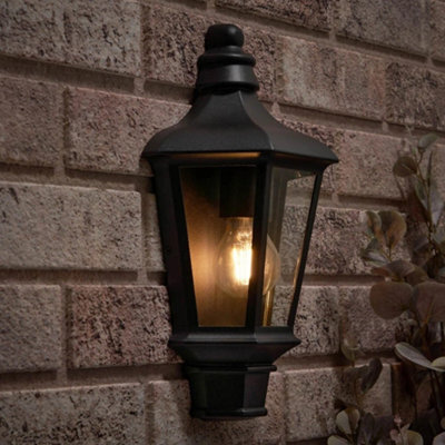Outdoor Traditional Black Wall Lantern Ip44 Rated - image 1