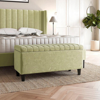 137Cm Lined Upholstered Ottoman Storage Box - Cream Plush Velvet Blanket Storage Box With Wooden Legs - image 1