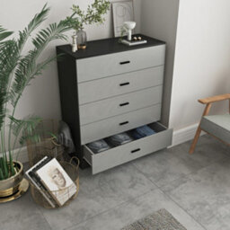 Urbnliving Height 90.5Cm 5 Drawer Wooden Bedroom Chest Cabinet Modern Black Carcass And Grey Drawers Wide Storage Cupboard - thumbnail 3