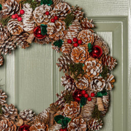 Samuel Alexander 50Cm Hanging Christmas Yulefest Wreath With Red Baubles & Snow Tipped Pine Cones - thumbnail 4