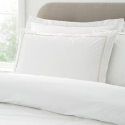 Bianca Fine Linens Contrast Trim 200 Thread Count Cotton King Duvet Cover Set With Pillowcases White / Natural - thumbnail 2