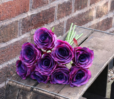 Artificial Silk Bunch Of Roses. 9 Stems. Red. H40 Cm - image 1