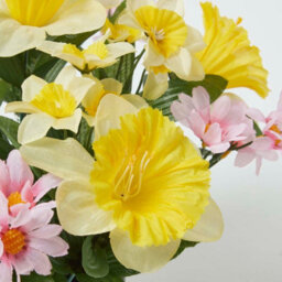 Homescapes Set Of 2 Daisy & Daffodil Artificial Flowers In Grave Pot - thumbnail 7