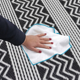 Jvl Lightweight Reversible Plastic Woven Outdoor Rug, 120X170Cm, Zigzag - thumbnail 4
