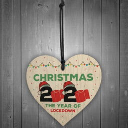 Red Ocean Lockdown Gift Christmas 2020 Wood Heart Christmas Tree Decoration Family Gift - thumbnail 2