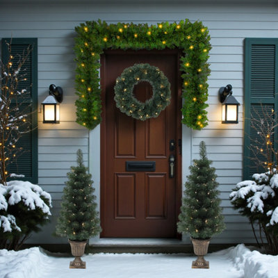 Set Of 4 Pre-Lit Wreath Garland Door Set - image 1