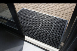 Blue Diamond Rubber External Entrance Sentry Door Mat 80Cm X 120Cm Black - thumbnail 1