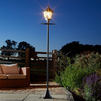 Smart Garden Smart Solar Victoriana 365 Solar Lamp Post - image 1