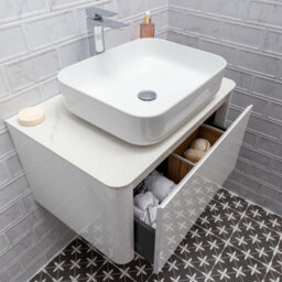 Plum&clay Mayfair Gloss White Wall Hung Bathroom Vanity Unit With White Marble Countertop (W)750mm (H)406mm - thumbnail 5