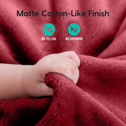 Ameha Fleece Plain Blanket, Lightweight & Reversible Throw For Travel, Bed & Sofa Blanket, Red King 200X240Cm - thumbnail 8