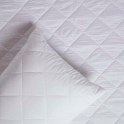 Homescapes Anti Allergy Mattress Protector, Double - thumbnail 5