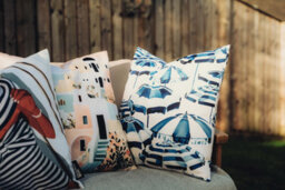 Hayward 50 X 50Cm Outdoor Cushion, Parasol Party Classic Square Design, Shower-Resistant Square Cushion For Garden & Patio - thumbnail 4