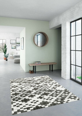 Aspect Furniture Black/grey Fractals Vintage Geometric Check Pattern Area Rug - image 1