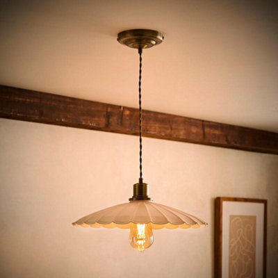 Valuelights Holborn Cream Scallop Pendant Ceiling Light And Bulb - image 1