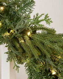 WeRChristmas Pre Lit Natural Fir Christmas Garland 12Ft With 100 Warm White Leds And Memory Controller - thumbnail 5