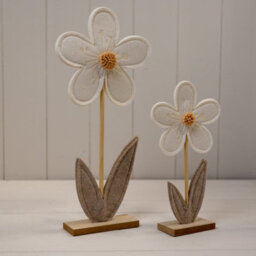 Satchville Cream Felt Flower On Wooden Base Decoration - thumbnail 2