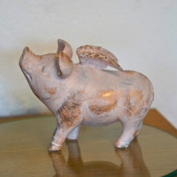 Burgess Flying Pig Resin Statue Farmyard Piglet Home Outdoor Ornament Decoration Piggy - thumbnail 1