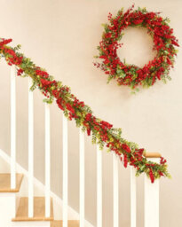 Werchristmas Green And Red Pre-Lit Berry Garland 9 Ft - thumbnail 3