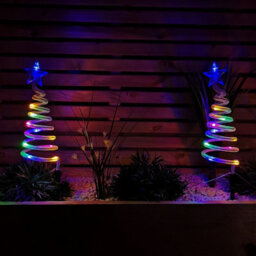 Samuel Alexander Set Of 4 Battery Operated Led Multi Coloured Spiral Tree Path Lights Christmas Decoration With Timer - thumbnail 4