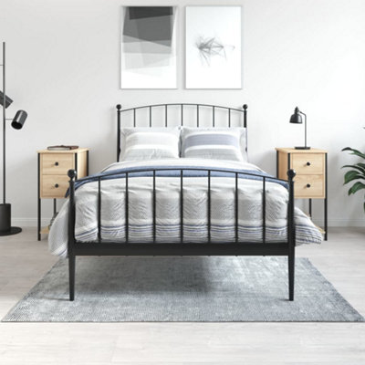 Berkfield Bedside Cabinets 2 Pcs Sonoma Oak 32X42X70 Cm Engineered Wood - image 1