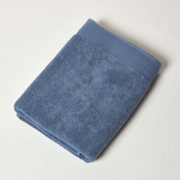 Homescapes Denim Blue 100% Combed Egyptian Cotton Bath Towel 700 Gsm - thumbnail 2