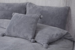 Rapport Home Pom Pom Fleece Cushion Cover (43X43)