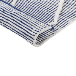 Beliani Cotton Handwoven Rug White And Blue 80 X 150 Cm Rectangular Modern Geometric Texture - thumbnail 3
