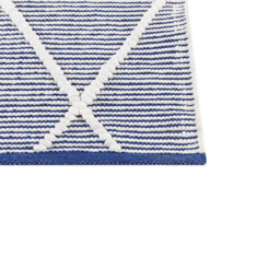 Beliani Cotton Handwoven Rug White And Blue 80 X 150 Cm Rectangular Modern Geometric Texture - thumbnail 5