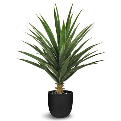 Leaf 75Cm Artificial Yucca Plant With Plastic Pot