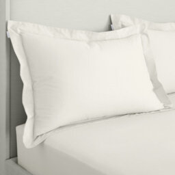 Bianca Fine Linens 200 Thread Count Cotton Percale Oxford 50X75Cm + Border Pack Of 2 Pillow Cases With Envelope Closure Cream