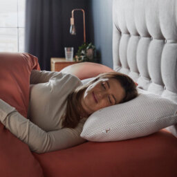 Silentnight Wellbeing Copper Pillow - thumbnail 1