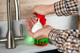 Cuisipro Foam Pump Soap Dispenser, Matte Silver, 390Ml Kitchen & Bathroom Soap Pump - thumbnail 3
