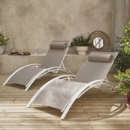 Sweeek. Pair Of Aluminium And Textilene Sun Loungers 4 Reclining Positions Louisa White 167X64X82 Cm - thumbnail 1