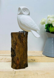My Square Mile Bird Statue Ornament Wooden Hand Carved Bird Tree Stump British Birds Indoor/outdoor Garden Ornament (Paint Your Own) - thumbnail 1