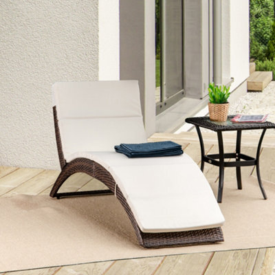 Outsunny Garden Rattan Sun Lounger Foldable Patio Chaise Chair Brown - image 1