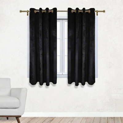 Aspire Homeware Black Blackout Velvet Curtain Thermal Insulated Eyelet Window Curtain Pair (W)117Cm X (D)137