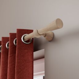 GoodHome Symi Natural Oak Effect Ash Curtain Pole Bracket Wall Mounted - thumbnail 3