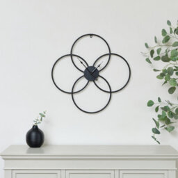 Melody Maison Black Round Clover Wall Clock - 51Cm X 51Cm - thumbnail 1