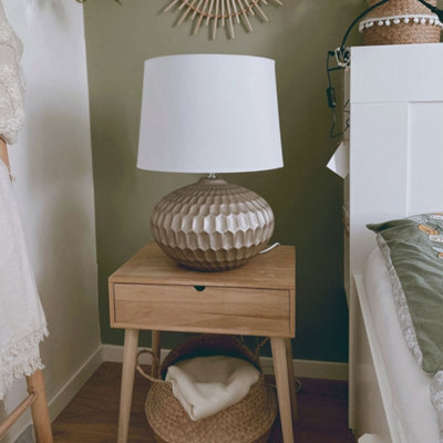Beliani Bedside Table Lamp - Ceramic Body, Gold Concave Base, White Fabric Shade - W38 X D38 X H51Cm - image 1
