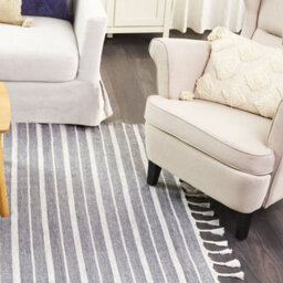Beliani Light Grey Area Rug 140 X 200 Cm - Handwoven Recycled Synthetic Fibres, Modern Stripe - thumbnail 2