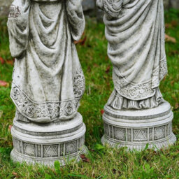 Burgess King Arthur + Queen Guinevere Large Stone Statues British Made Garden Ornament - thumbnail 7